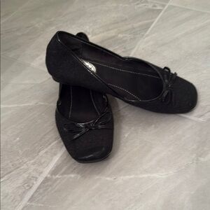 Sam & Libby Charcoal Gray and Black Comfort Flats with Bow Detail Sz 8.5